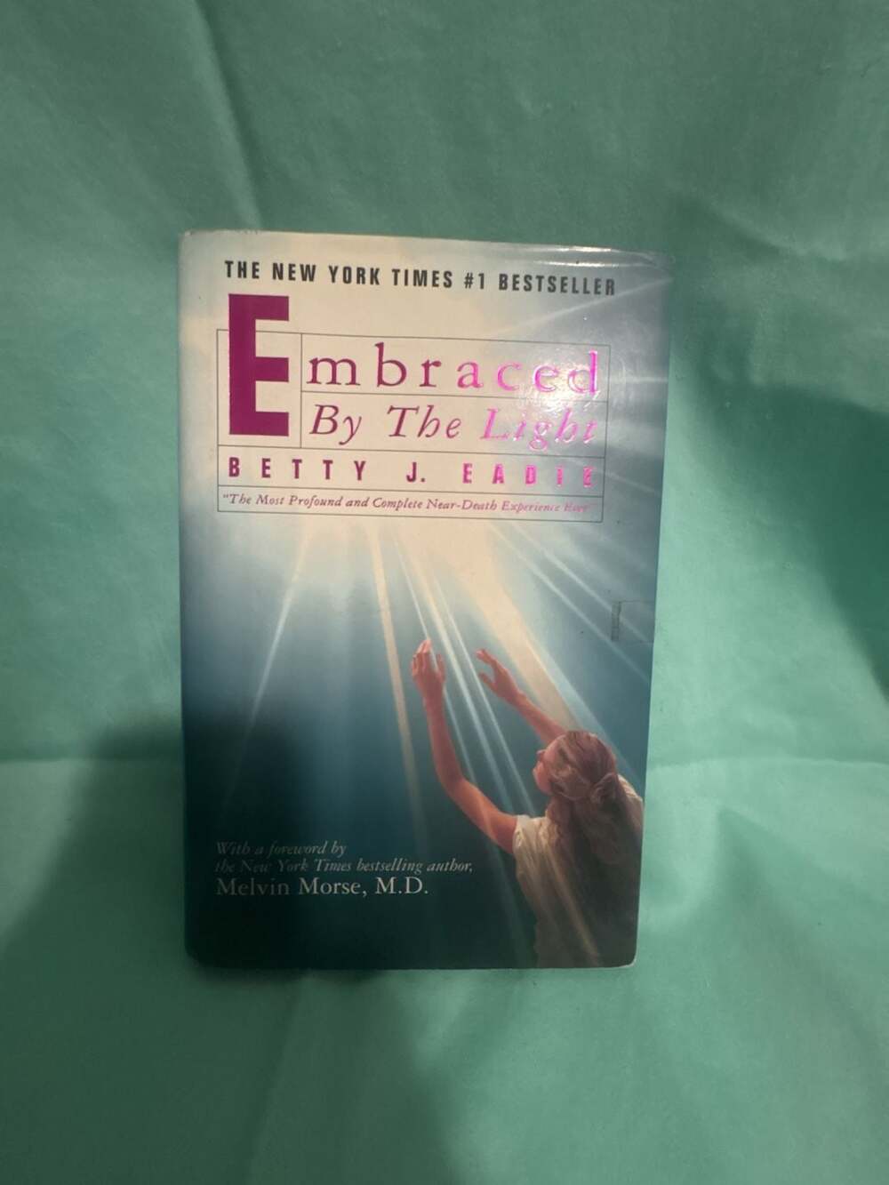 Embraced By The Light by Betty J. Eadie (Paperback)